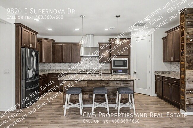 Foto del edificio - 9820 E Supernova Dr