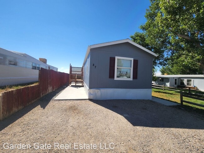 Building Photo - 3 br, 2 bath House - 87 Yucca