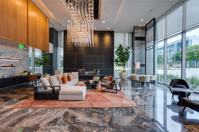 Foto del edificio - 7901 Windrose Ave.