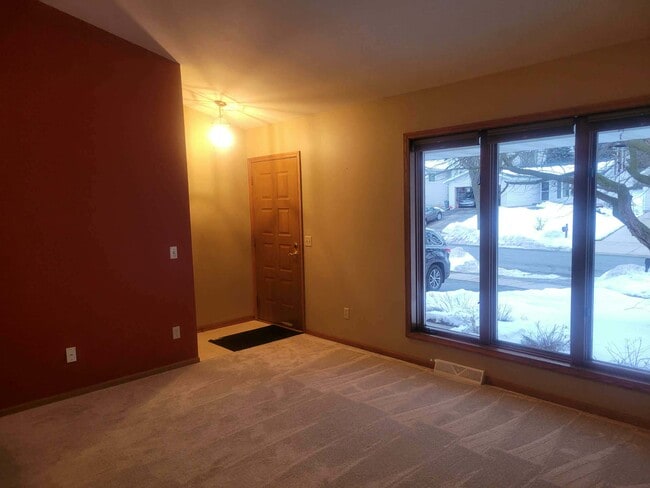 Foto del edificio - 3101 Dorchester Way