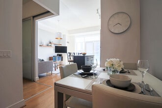 Building Photo - 333A Adelaide St E