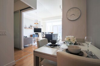 Building Photo - 333A Adelaide St E