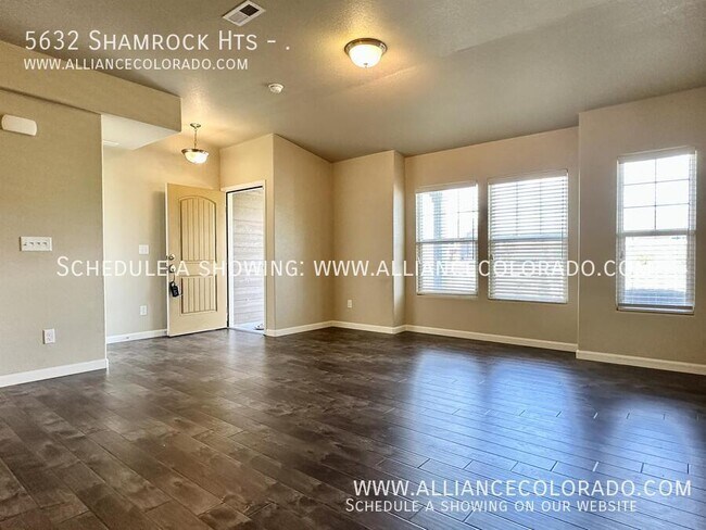 Building Photo - 5632 Shamrock Heights