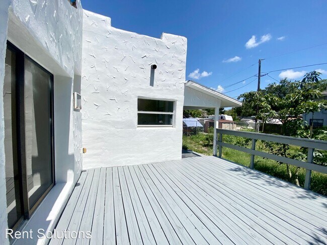 Building Photo - 3 br, 2 bath House - 3710 53rd Ave N.