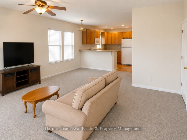 Foto del edificio - 3 Bed | 2.5 Bath Townhome In School District #2