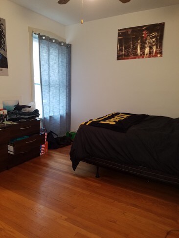 Foto del edificio - 4345 N Ashland Ave