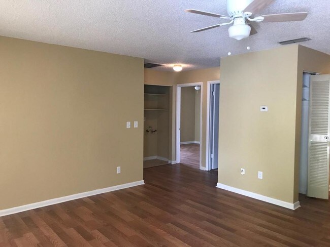 Building Photo - 1755 SW 108th Lane