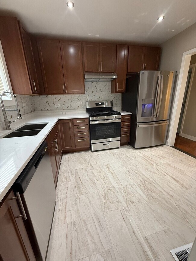 Foto del edificio - 10154 S Calumet Ave