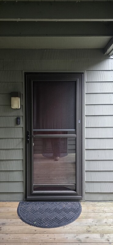 Foto del edificio - 7 Lake Bellevue Dr