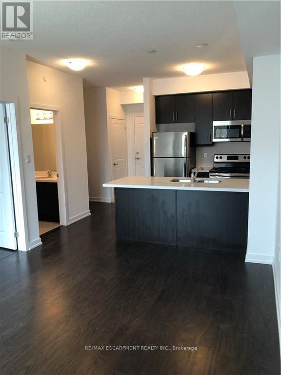 Building Photo - 125 Shoreview Pl