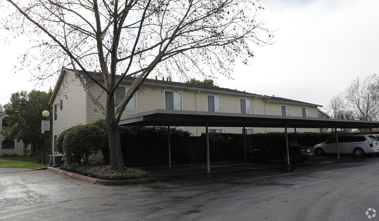 Building Photo - Cadillac Flats Apartments