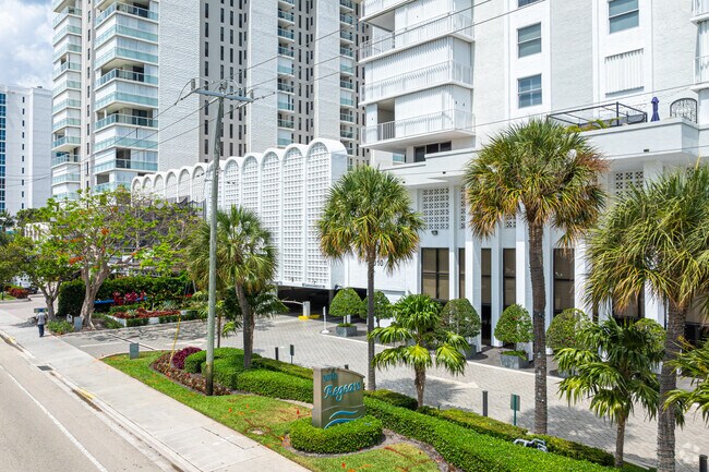 Foto del edificio - Pompano Aegean Condominiums
