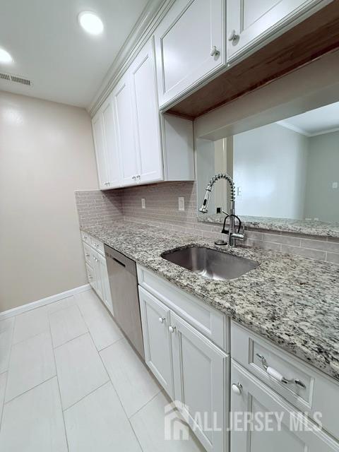 Foto del edificio - 511 Ravens Crest Dr