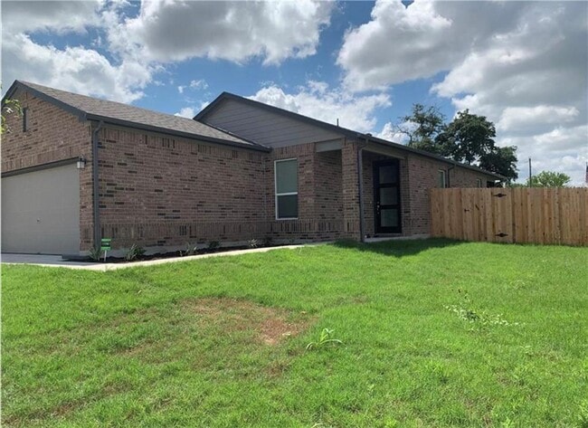Building Photo - 454 Thunder Valley Trl