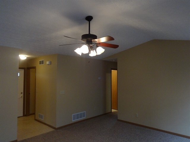 Foto del edificio - 456 Hances Drive