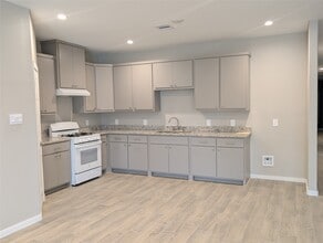 Building Photo - 7745 Swiftwater Ln