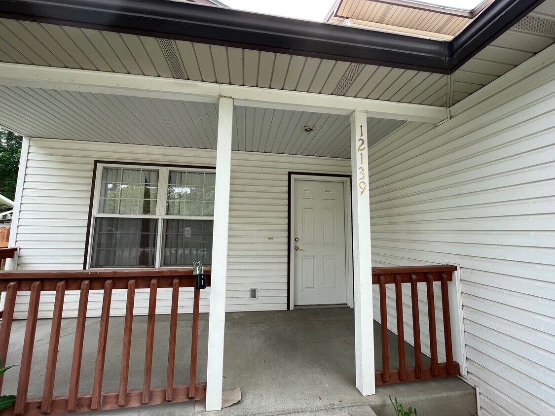 Foto principal - 12139 W Alfred St