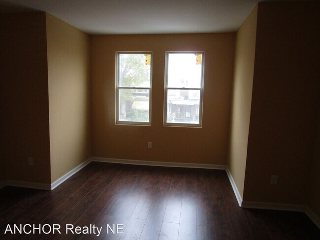 Building Photo - 3 br, 1 bath House - 6966 Forrest Ave.