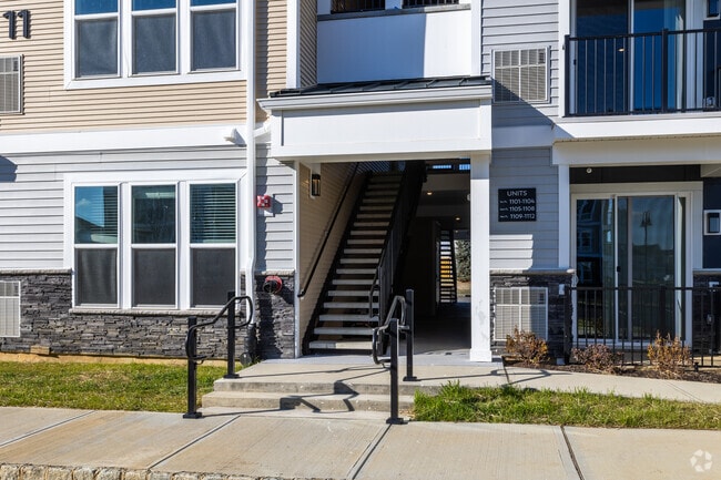 Building Photo - Wexford