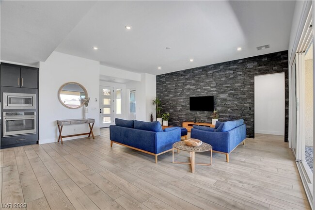 Building Photo - 7210 Galaxy Dune St