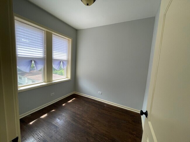 Foto del edificio - 7626 S Drexel Ave