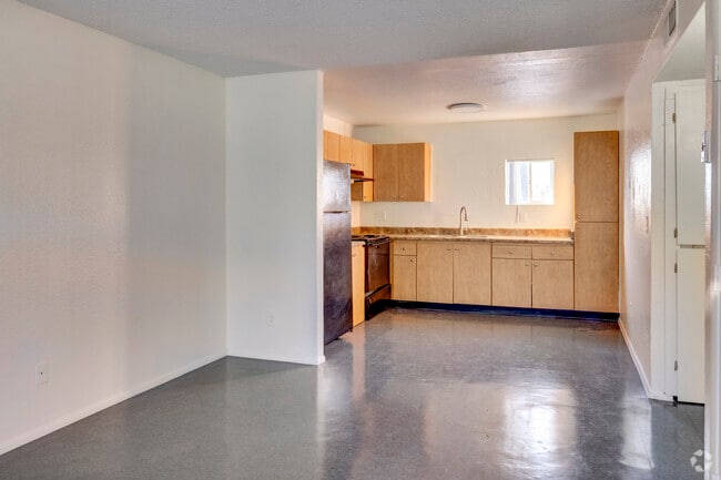 Living Room & Kitchen - 2BR , 1BA - 750SF - Starlight Apartment Homes