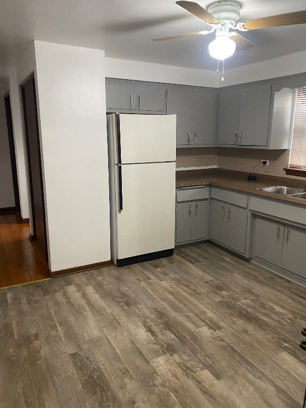 Foto del edificio - 2704 E 76th St