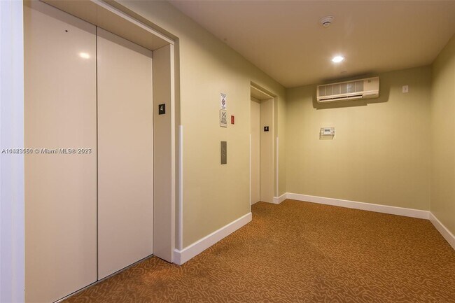 Building Photo - 7350 SW 89th St