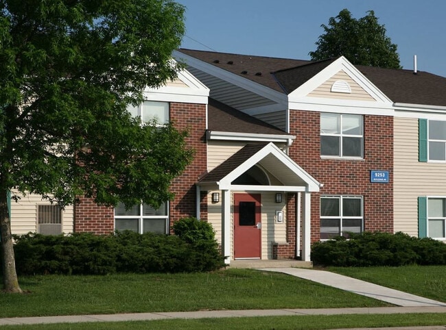 Foto del edificio - Glenbrook Apartments