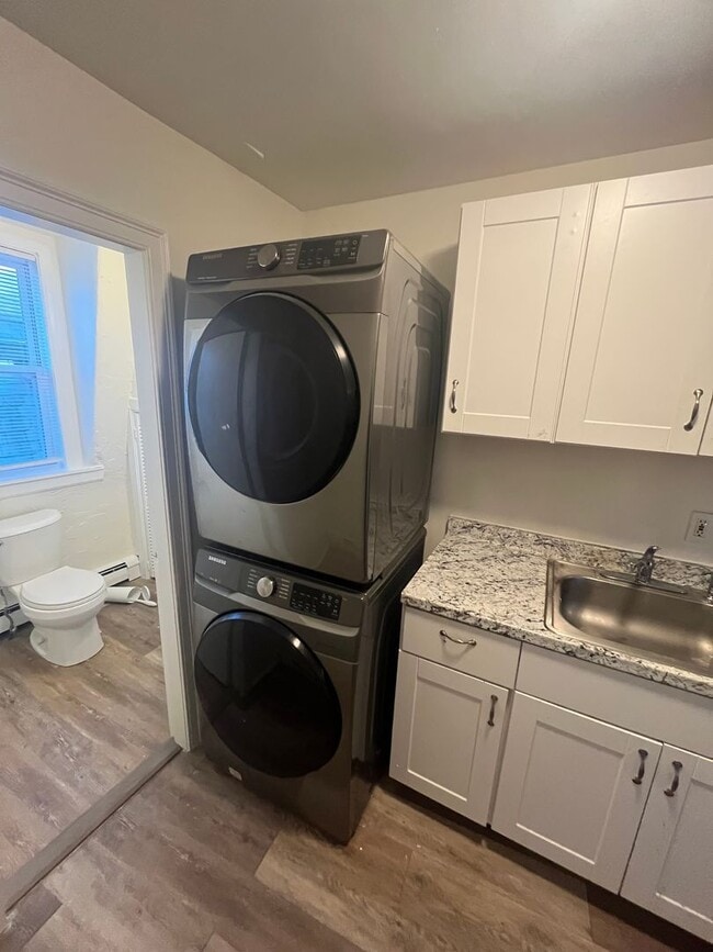 Foto del edificio - 355 Washington St