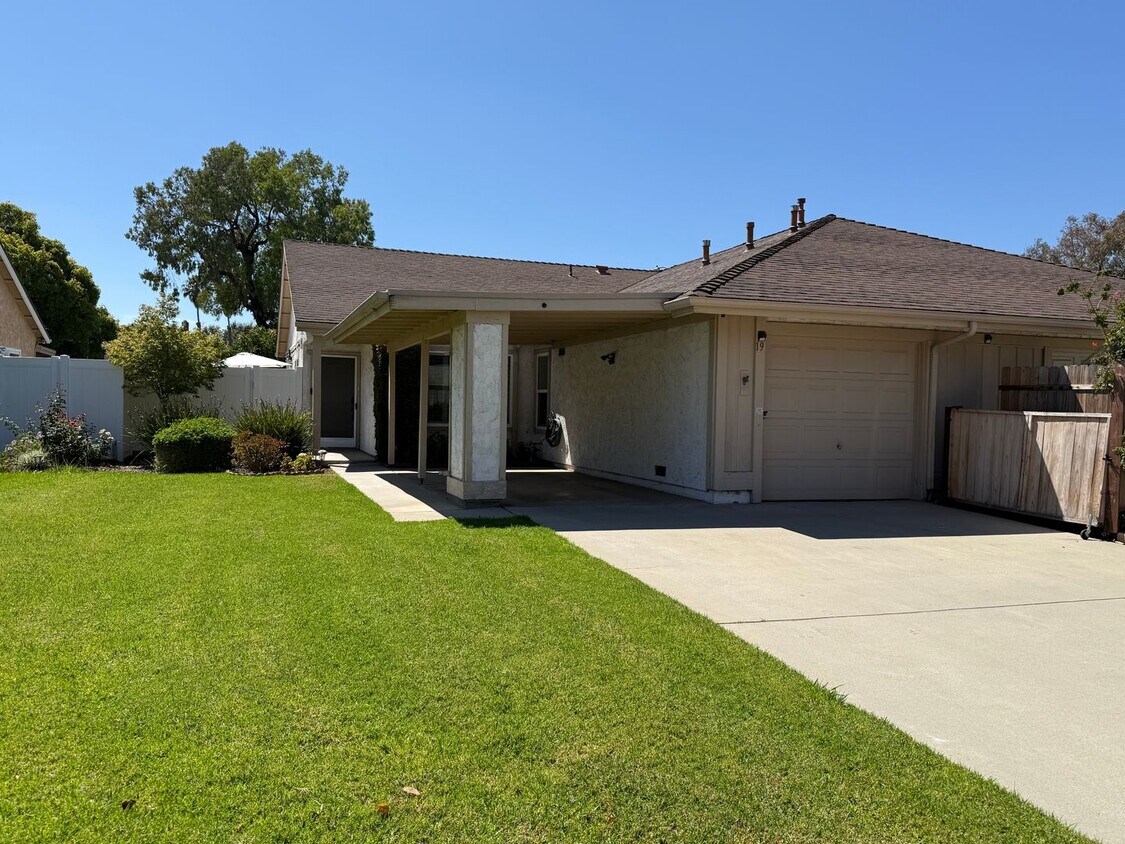 Foto principal - Well Maintained & Updated Home