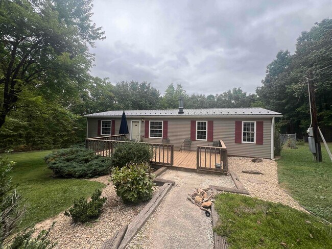 Building Photo - 347 Colemans Mill Rd