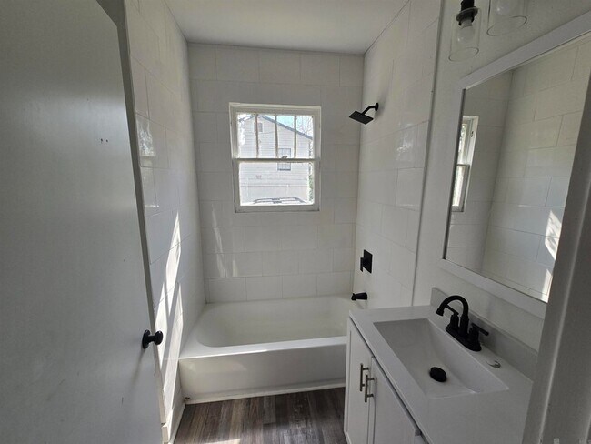 Foto del edificio - 2920 Sherwood St