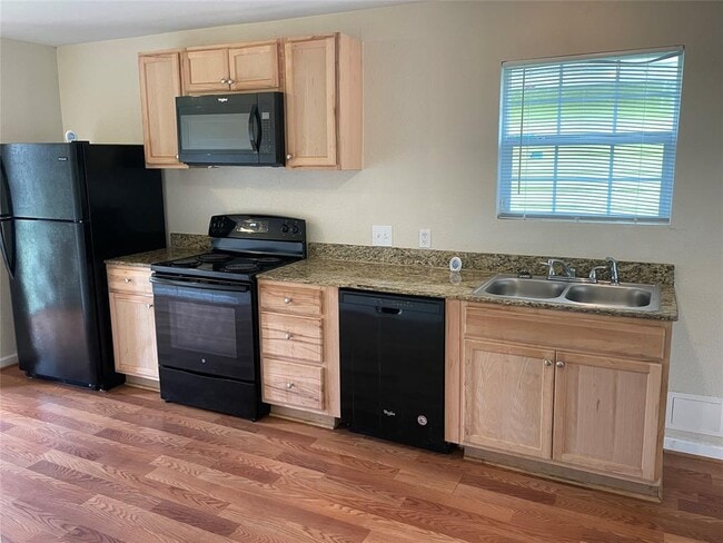 Foto del edificio - 6317 Sayers St