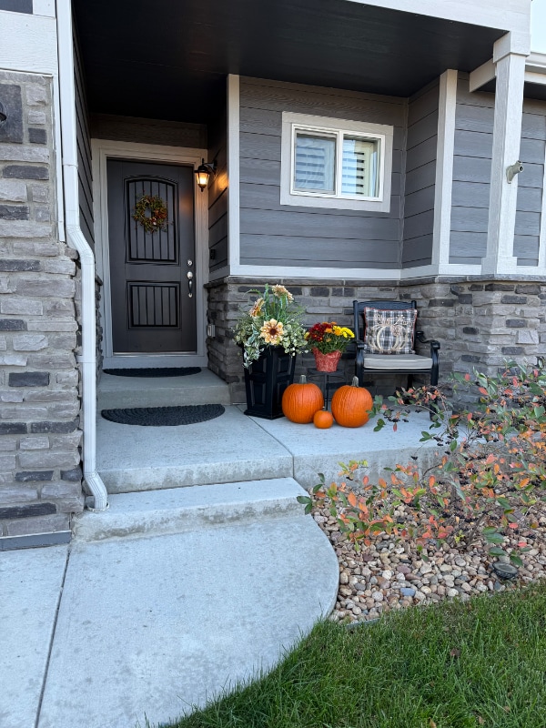 Building Photo - 5383 Homeward Dr