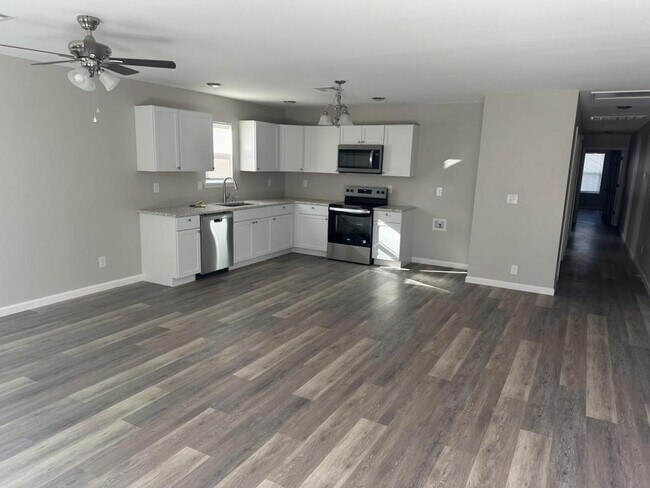 Foto del edificio - 1019 N Quincy Ave