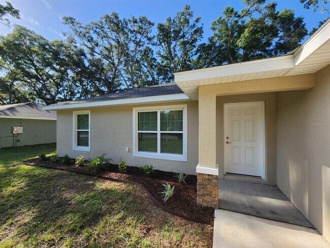 Foto del edificio - 5617 NW 65th Pl