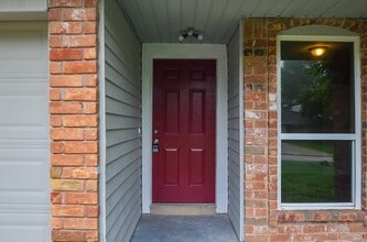 Building Photo - 4522 Donalbain Dr