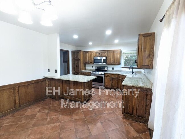Foto del edificio - 2630 W Washington Pl