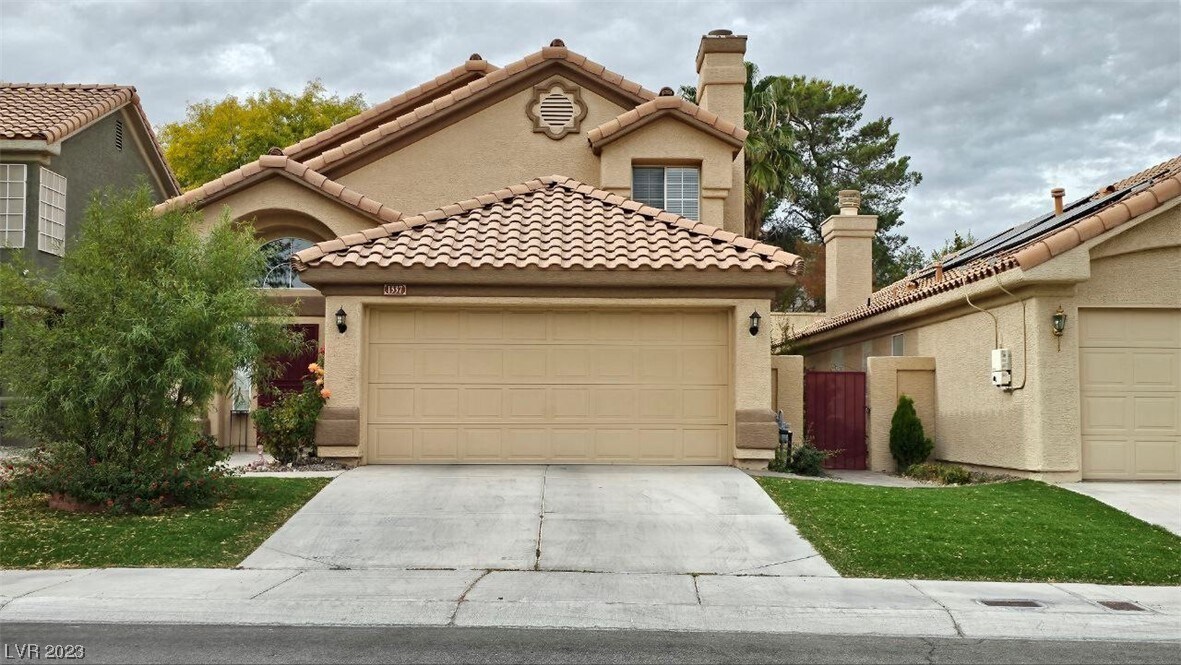 Foto principal - 1337 Desert Hills Dr