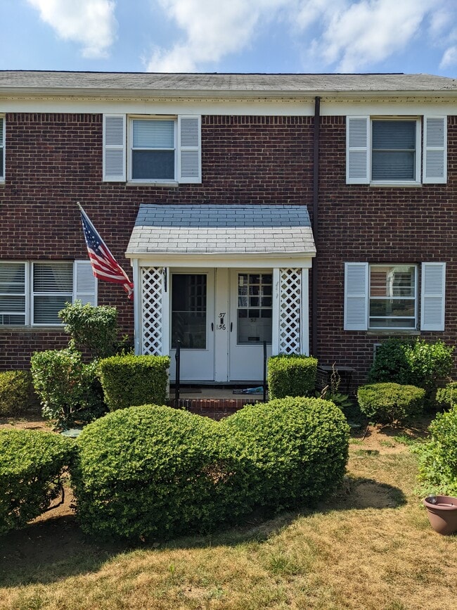 56 Manor Dr Unit 56, Red Bank, NJ 07701 Condo for Rent in Red Bank, NJ