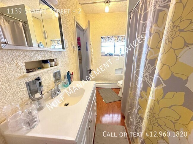 Building Photo - 2 Bed, 1 Bath unit in Troy Hill