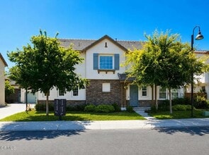 Building Photo - 1645 Range Rd