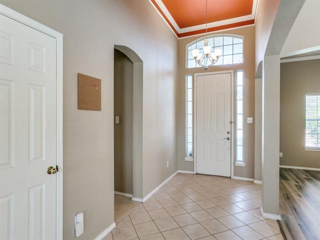 Building Photo - 1401 Kleber Dr