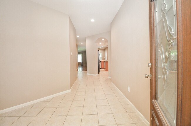 Foto del edificio - 26822 Kingston Glen Ln