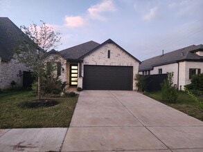 Building Photo - 126 Nightshade St