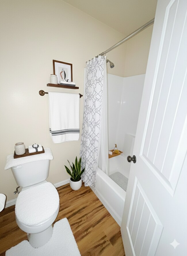 Building Photo - Cute  duplex in the Silo School District