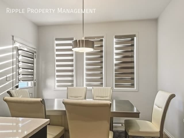 Building Photo - Fantastic 3 Beds, 3 Baths Single- Family |...