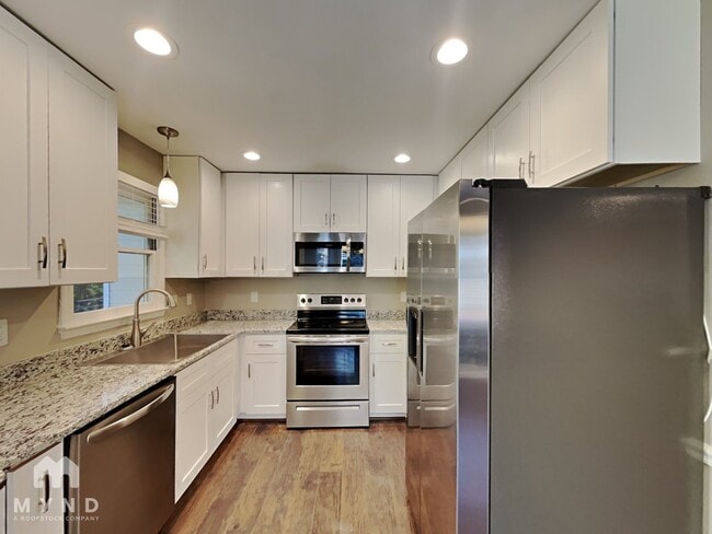 Building Photo - 3504 Berdan Ct