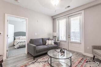 1BR,1BA- 683SF The Reef - Monroe Gates Apartments